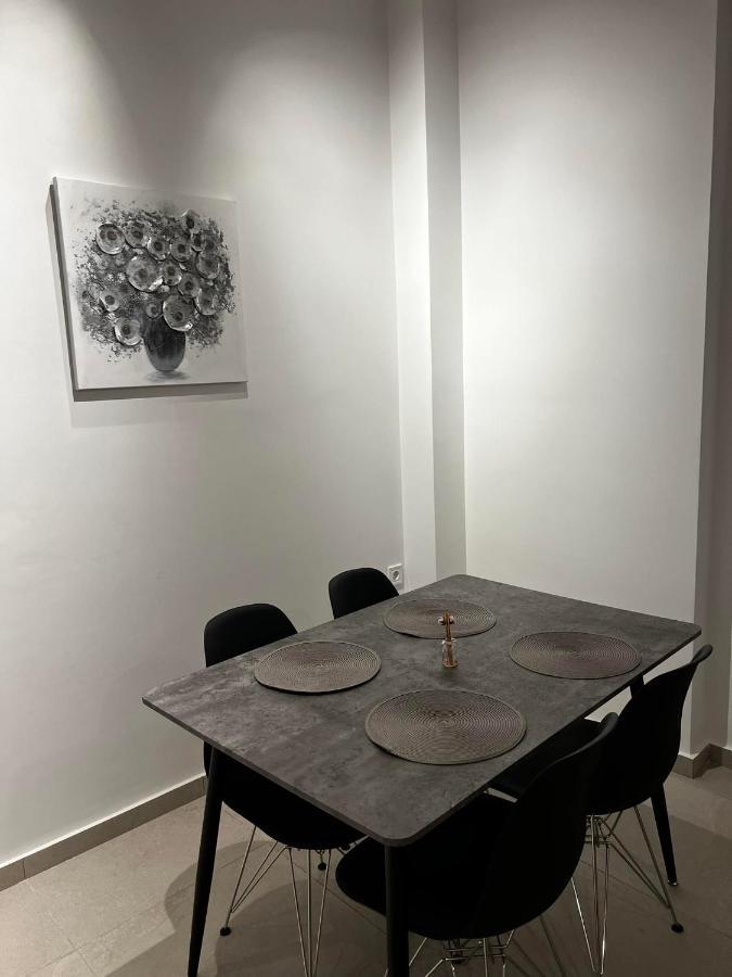 Ennea Suites-Light Suite Flámbouras Buitenkant foto